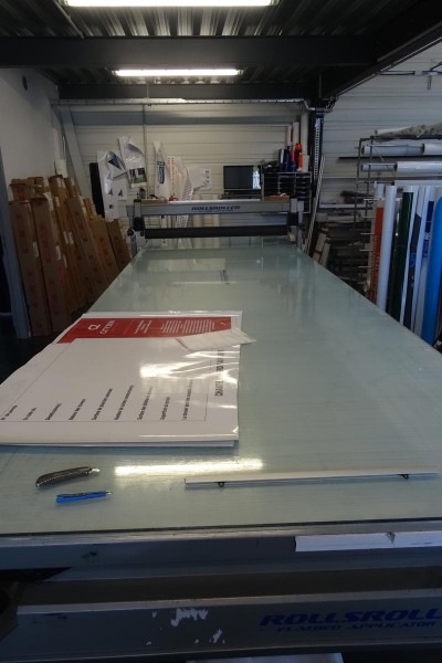 finition d'impression grand format avec notre rollsroller